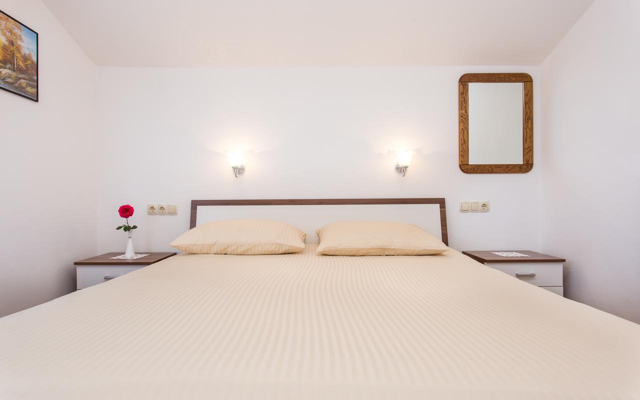 Apartments Lucija 2 Baska  Bagian luar foto