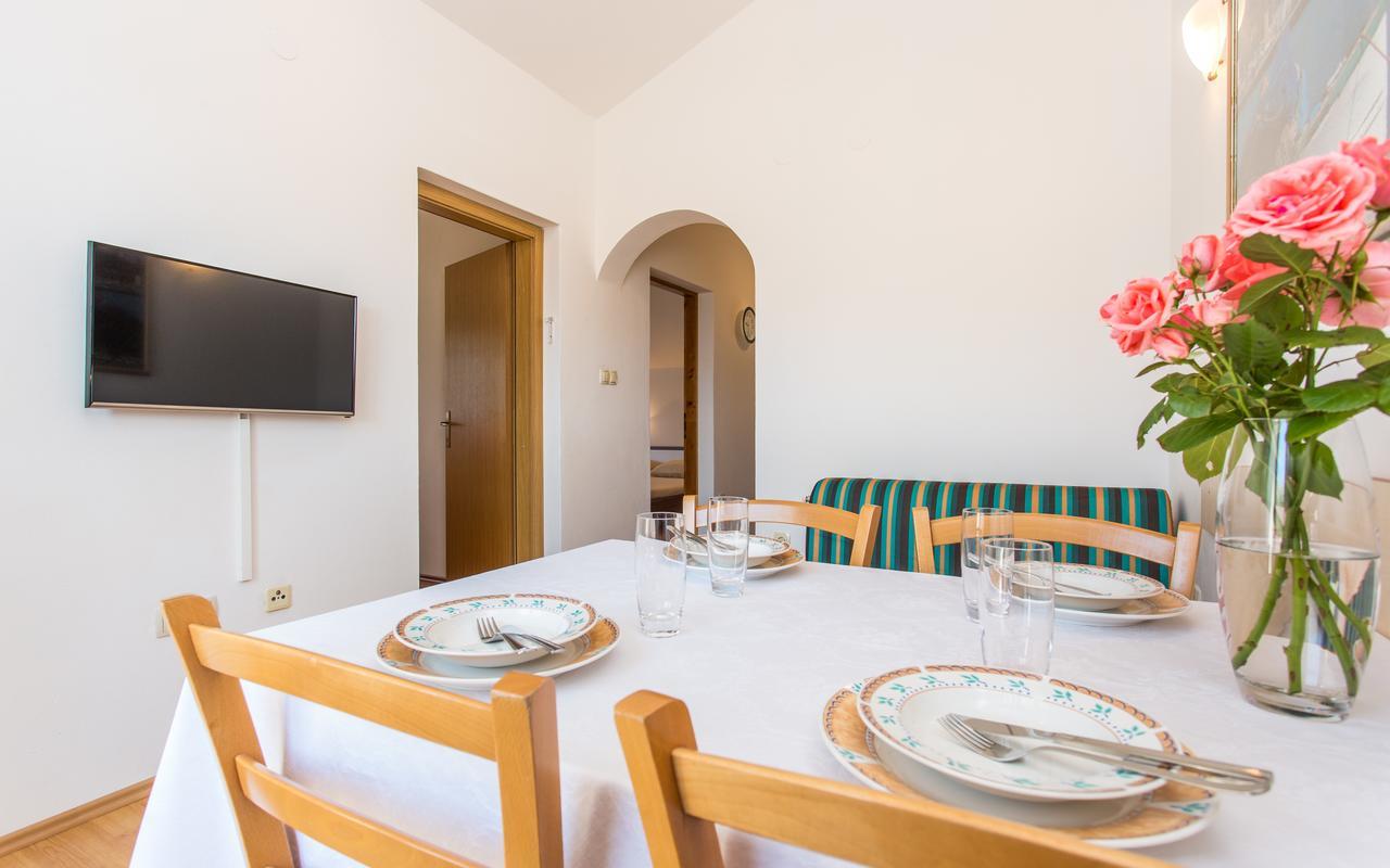 Apartments Lucija 2 Baska  Bagian luar foto